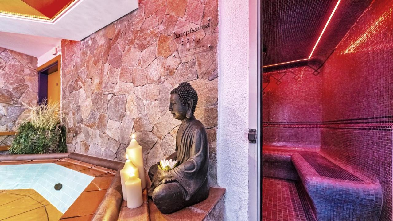 Hotel Brunnhofer Dorf Tirol Exterior foto