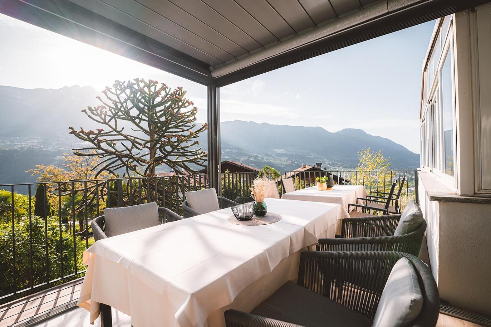 Hotel Brunnhofer Dorf Tirol Exterior foto