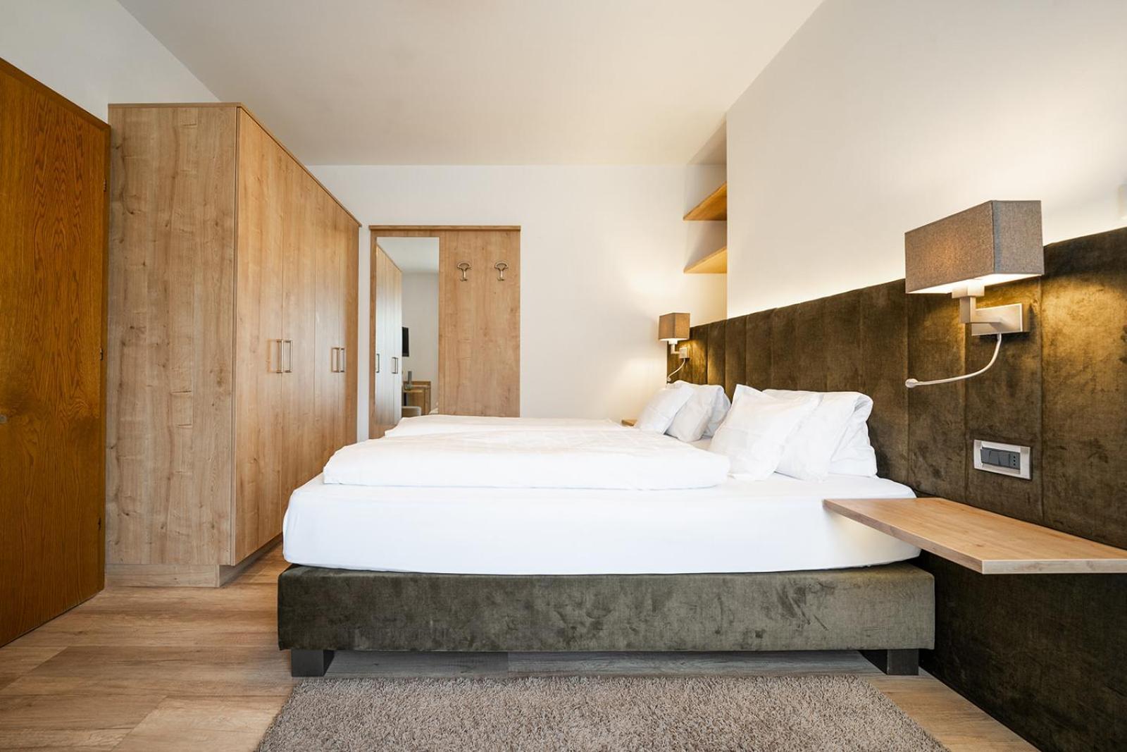 Hotel Brunnhofer Dorf Tirol Exterior foto